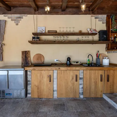 Дом отдыха Pet Friendly In Plesce