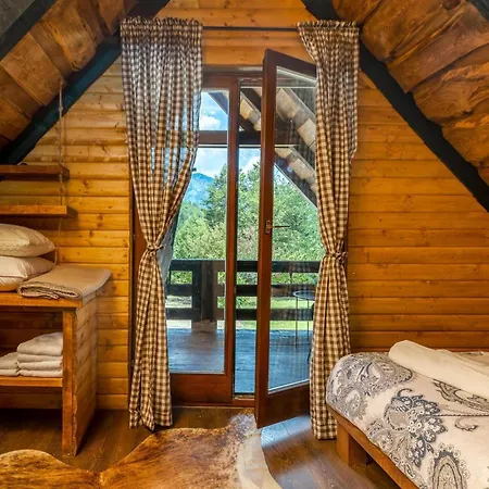 Pet Friendly In Plesce Semesterbostad Osilnica